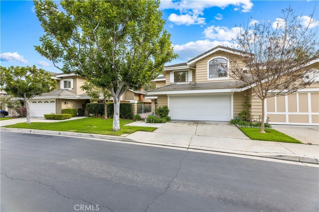 Photo of Listing #OC25268205