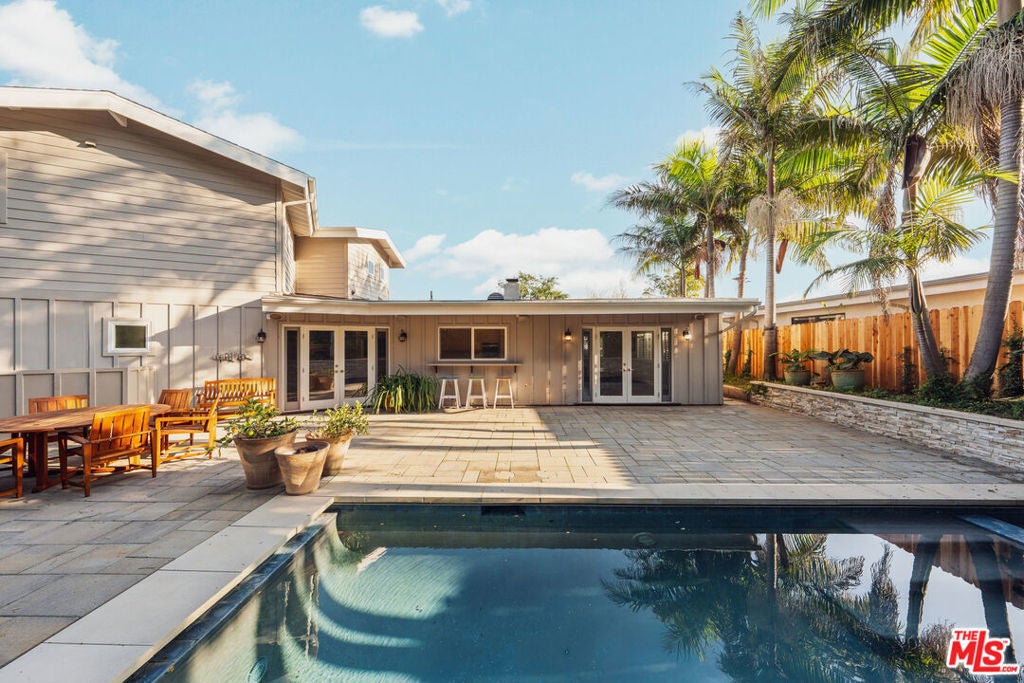 Photo of Listing #25623837