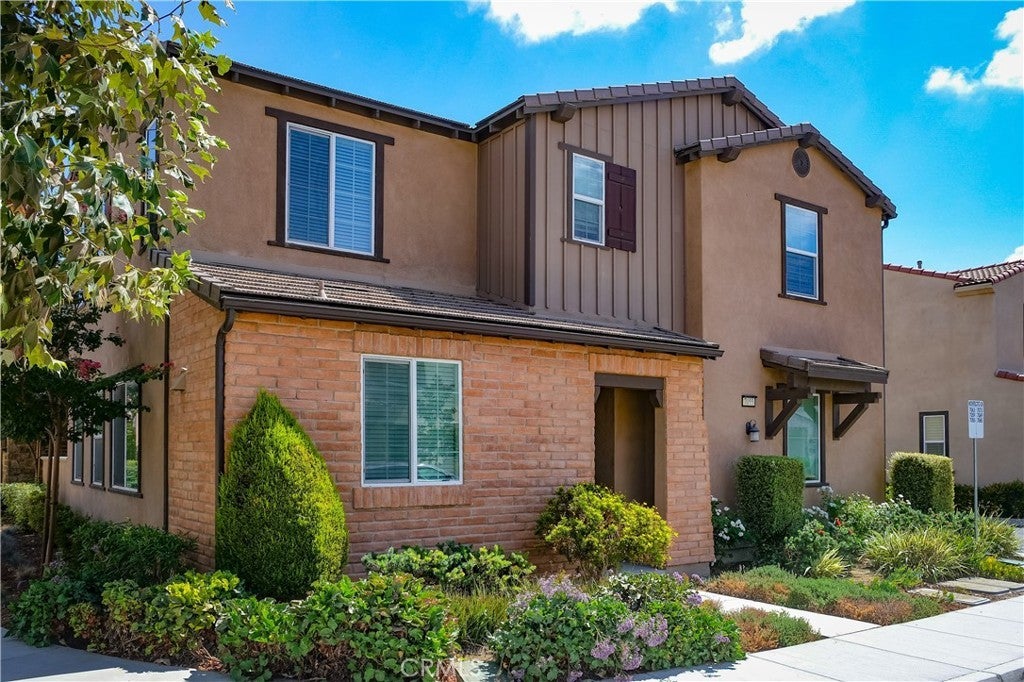 Photo of Listing #TR25267553