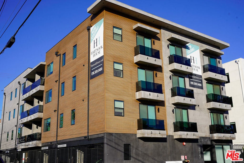 Photo of Listing #25624519