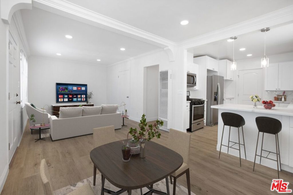 Photo of Listing #25624403