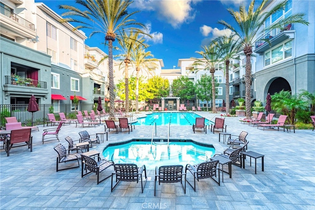 Photo of Listing #PW25269615