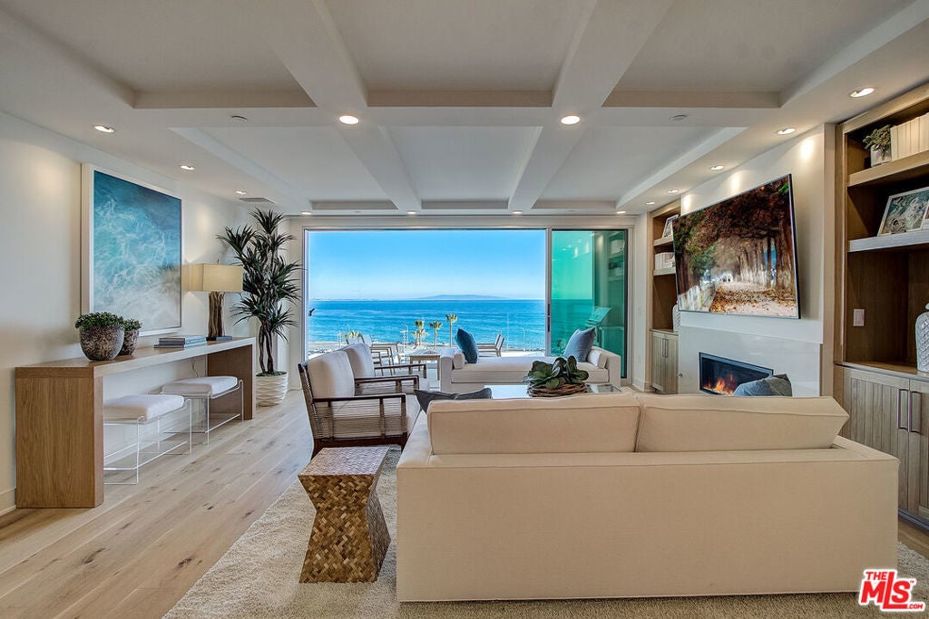 Photo of Listing #25625297