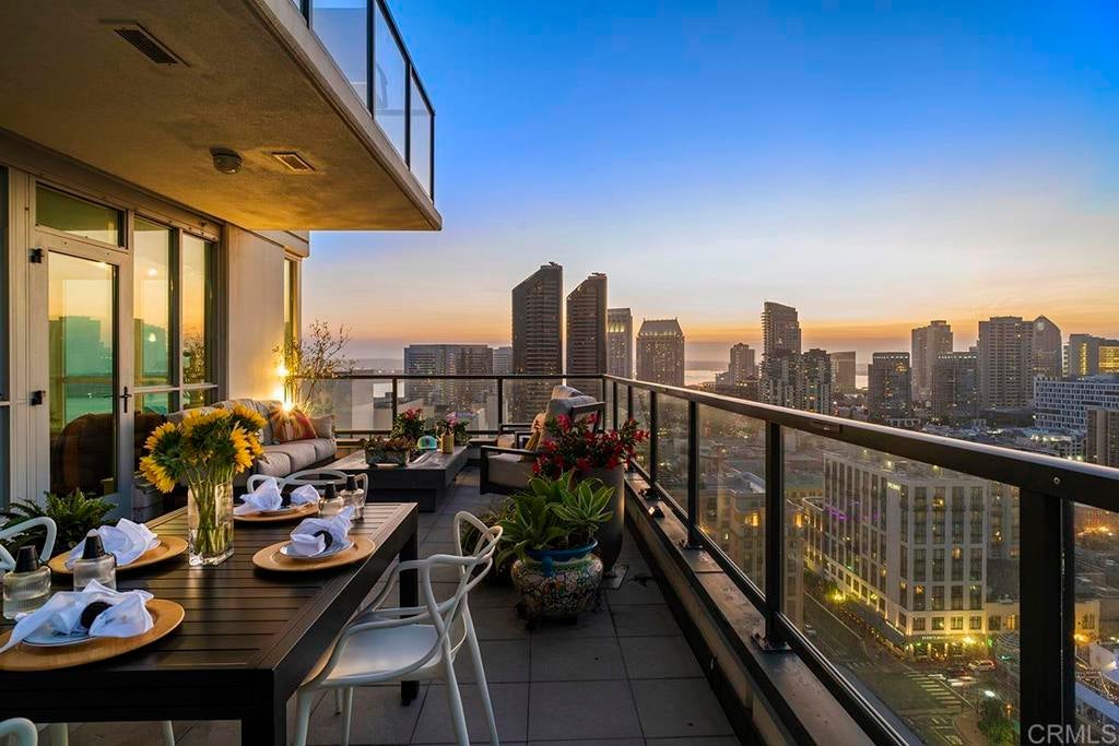 Photo of Listing #PTP2508928