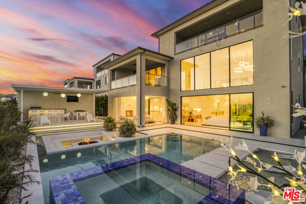 Photo of Listing #25625339