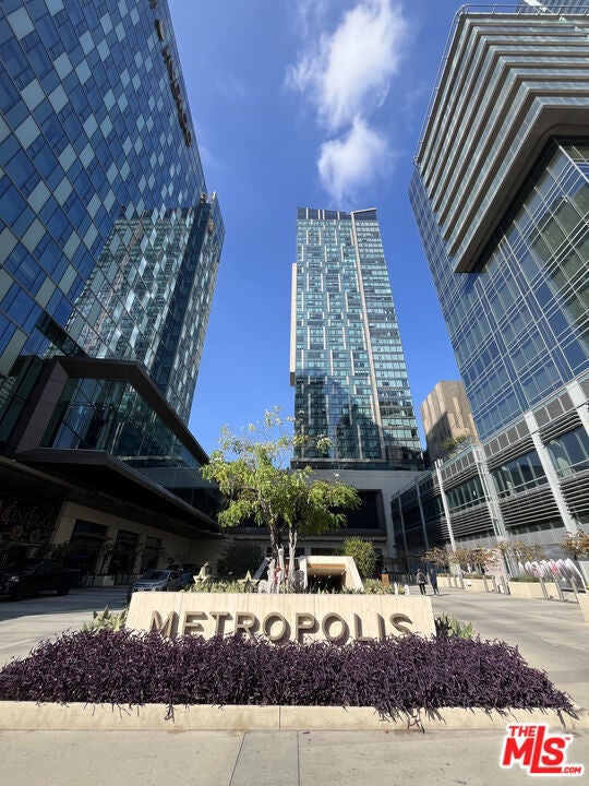 Photo of Listing #25625369