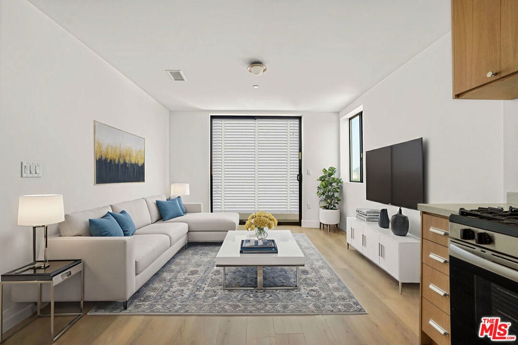 Photo of Listing #25625511