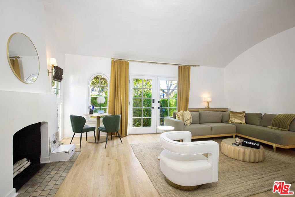 Photo of Listing #25625521