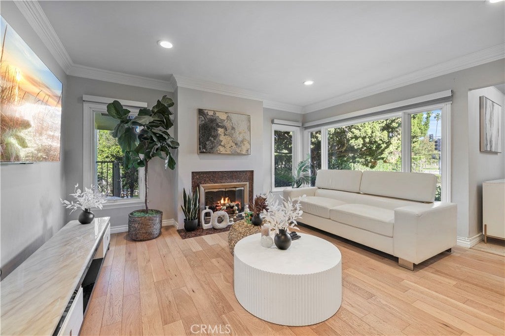 Photo of Listing #WS25270440