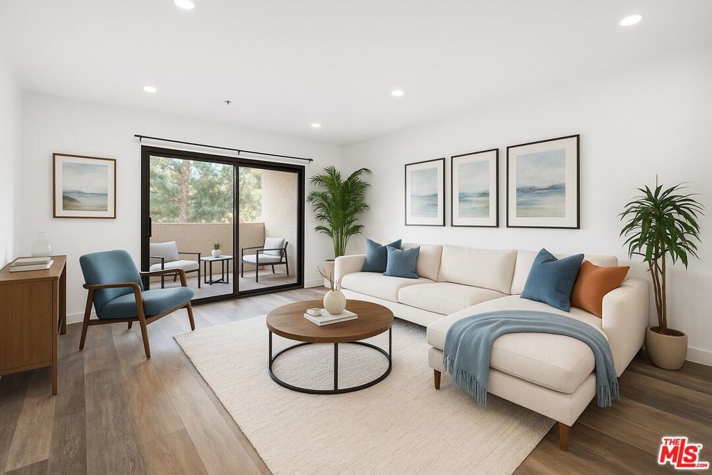 Photo of Listing #25623677