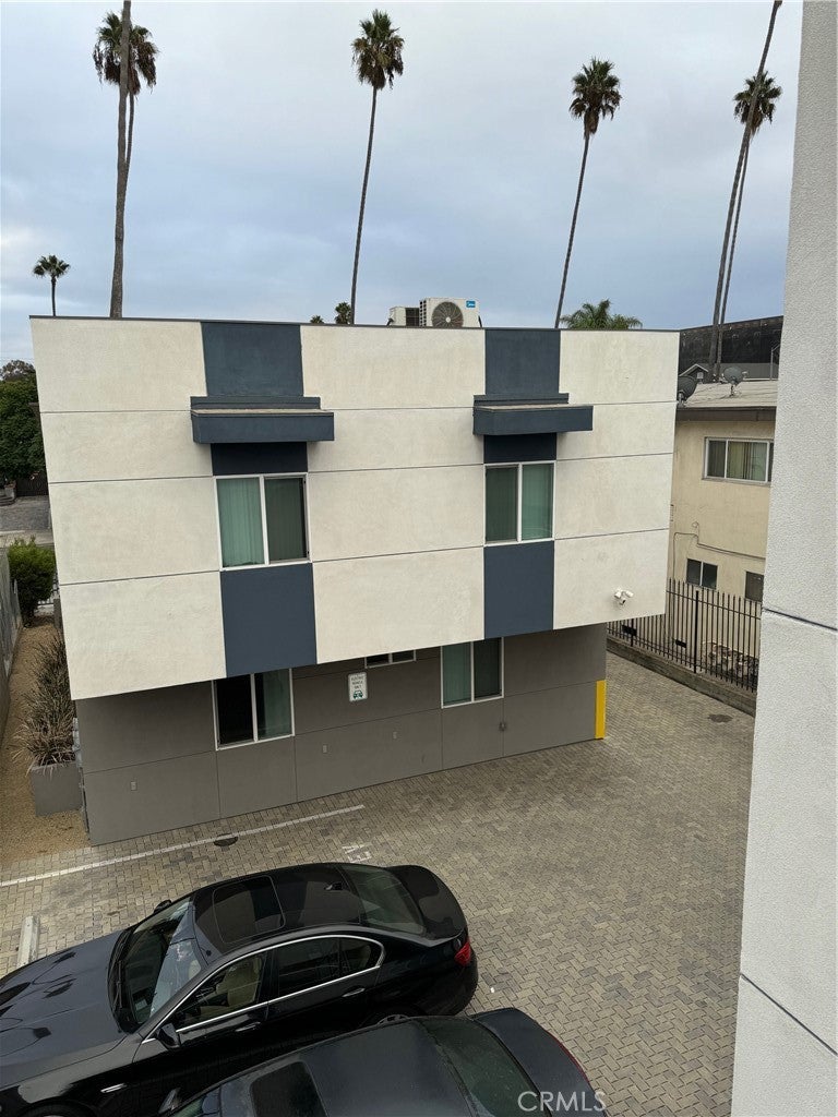 Photo of Listing #SR25270759