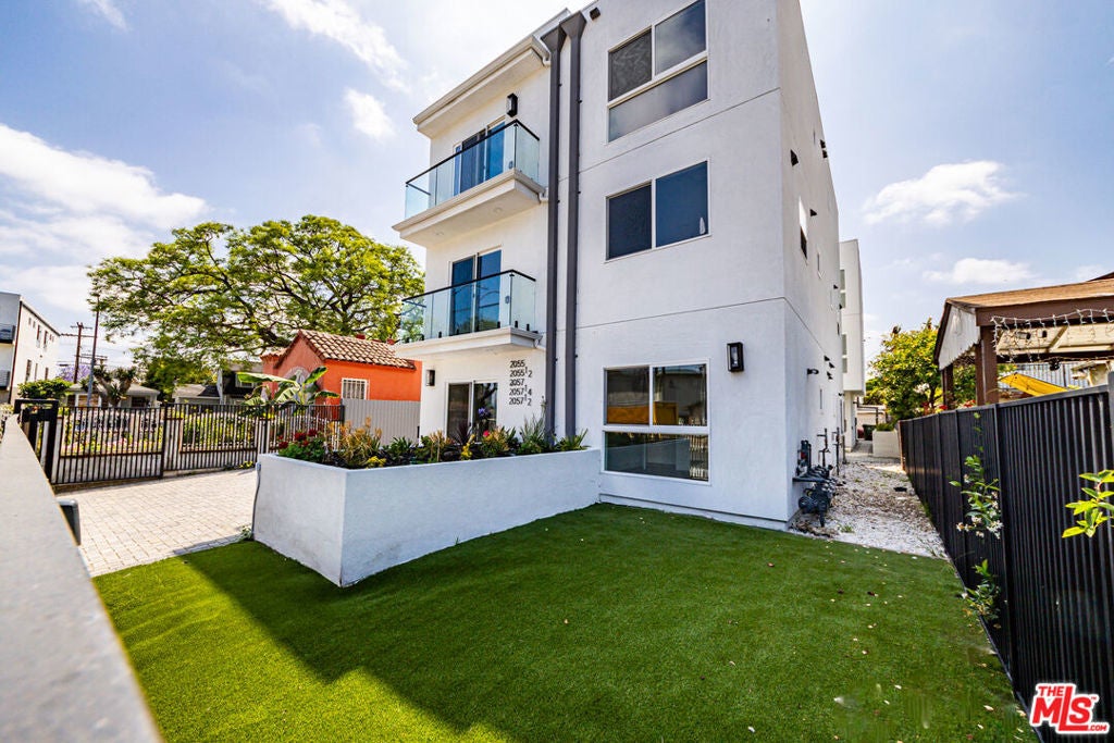 Photo of Listing #25625941