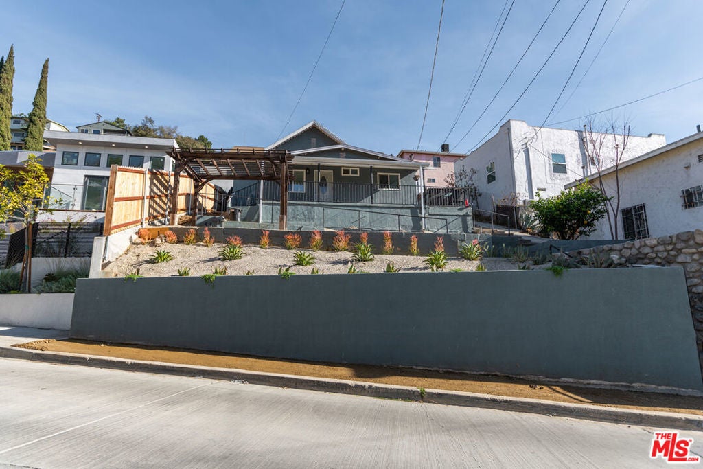 Photo of Listing #25625965