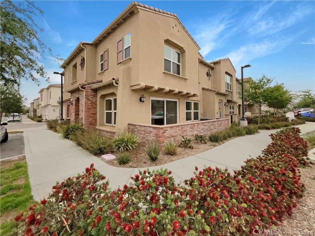 Photo of Listing #OC25271302