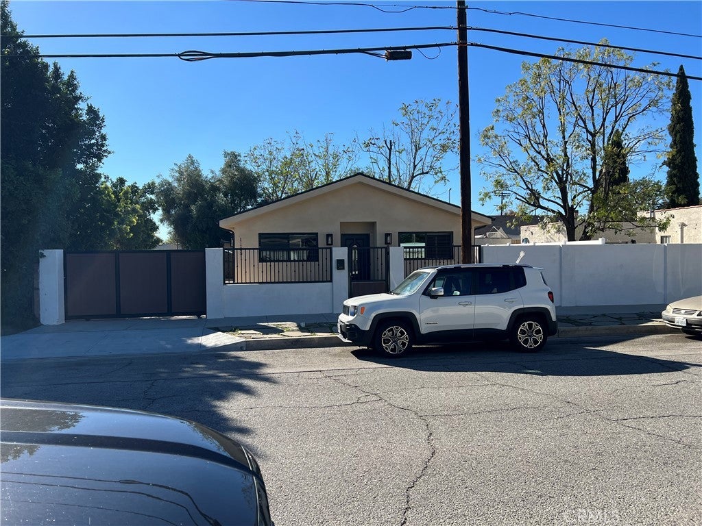 Photo of Listing #SR25271639