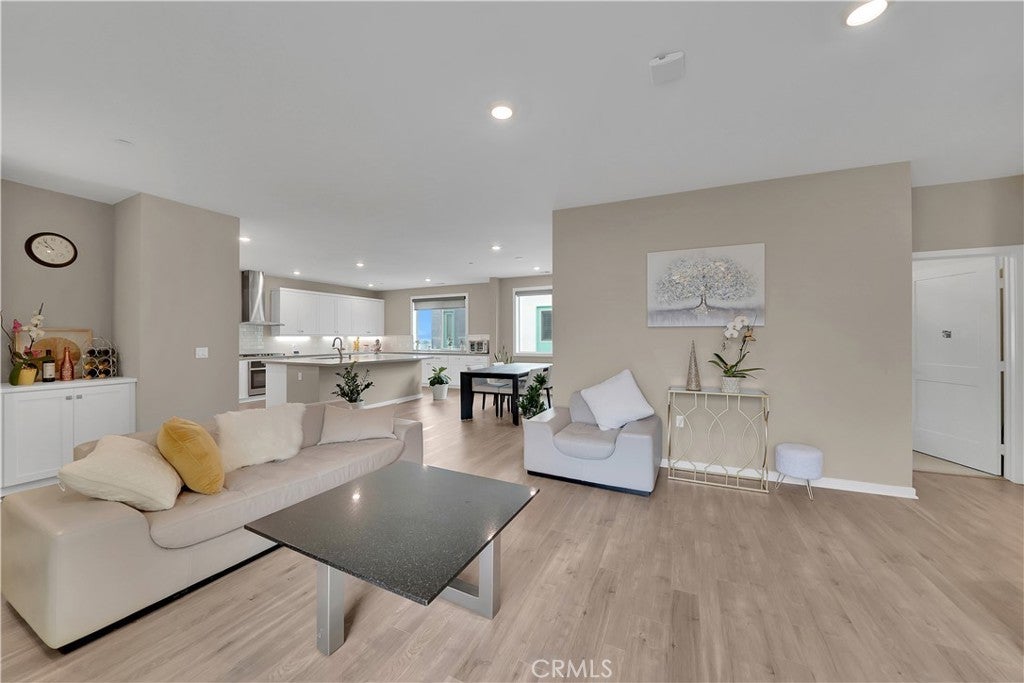 Photo of Listing #NP25271642