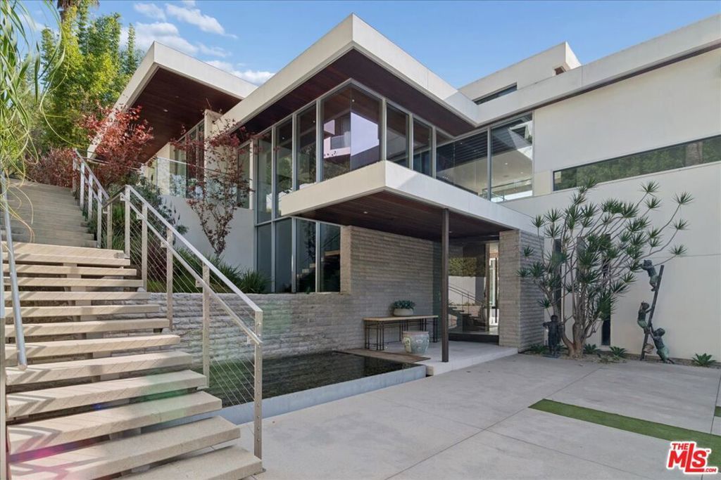 1232 Sunset Plaza Drive, Los Angeles