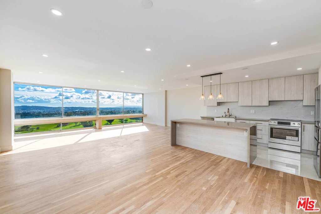 Photo of Listing #25626651