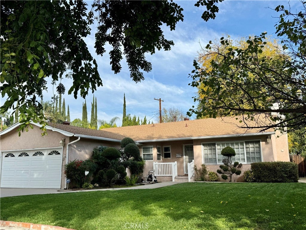 Photo of Listing #SR25272583