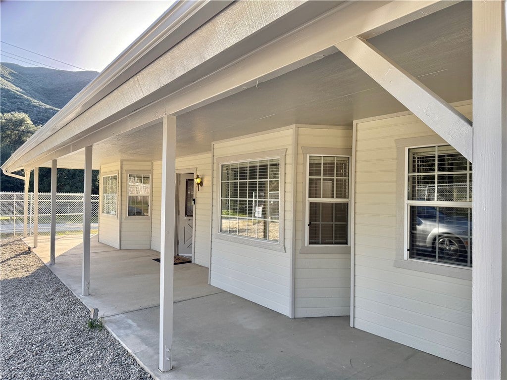 Photo of Listing #SR25273085