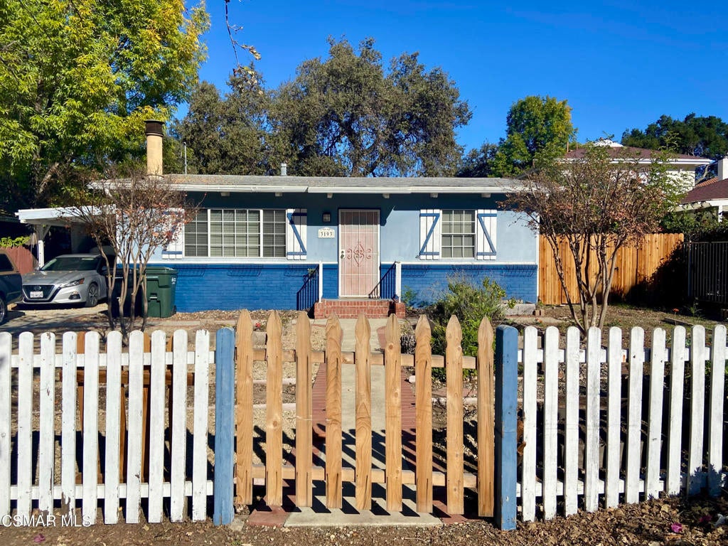 Photo of Listing #225005894