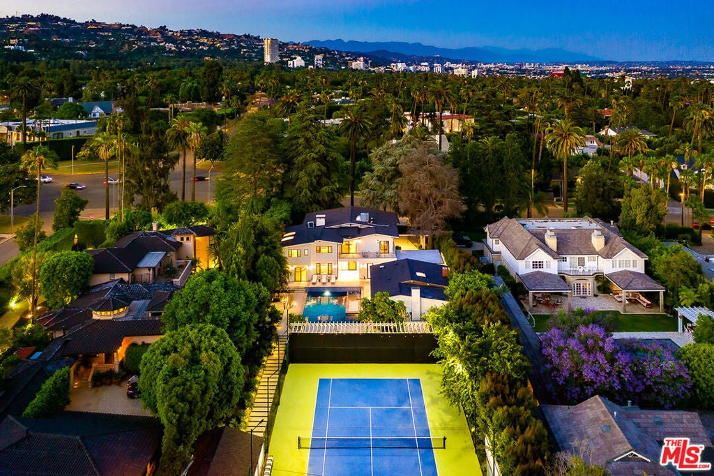 Photo of Listing #25627501