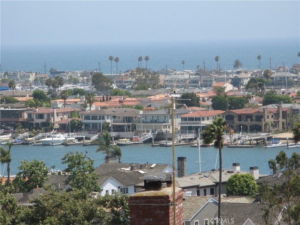 Photo of Listing #NP25272157