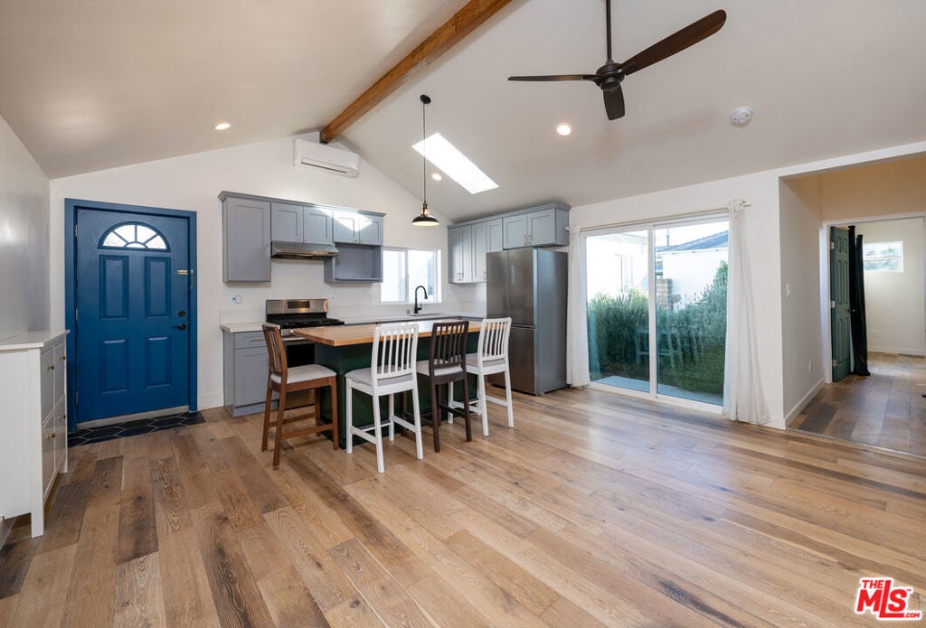 Photo of Listing #25627687