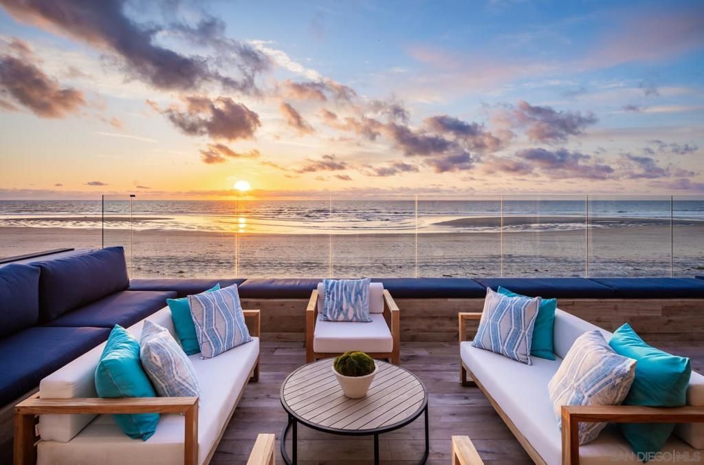 2050 Ocean Front, Del Mar