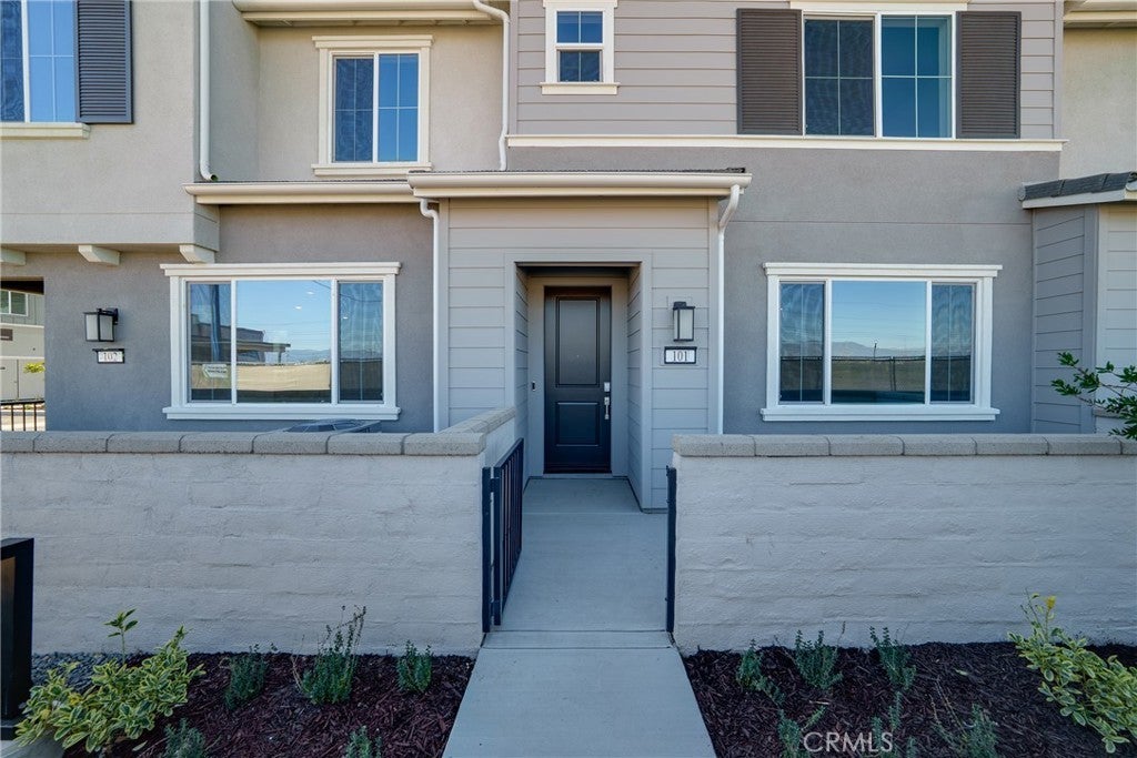 Photo of Listing #PW25268863