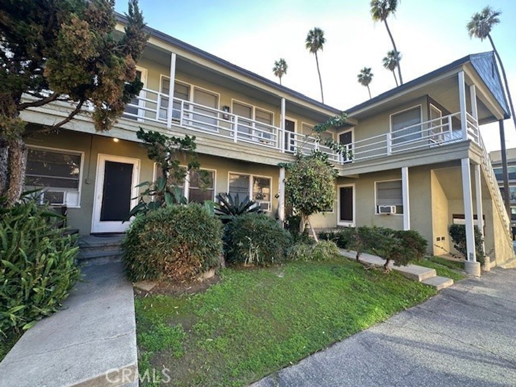 970 Elden # 6, Los Angeles