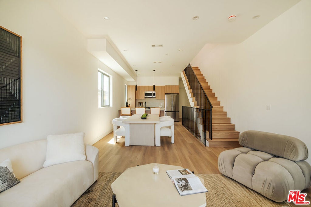 Photo of Listing #25628221