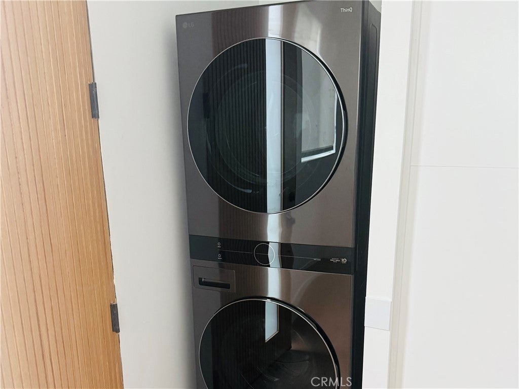 Photo of Listing #SR25275285