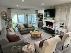 Photo of Listing #DW25276167