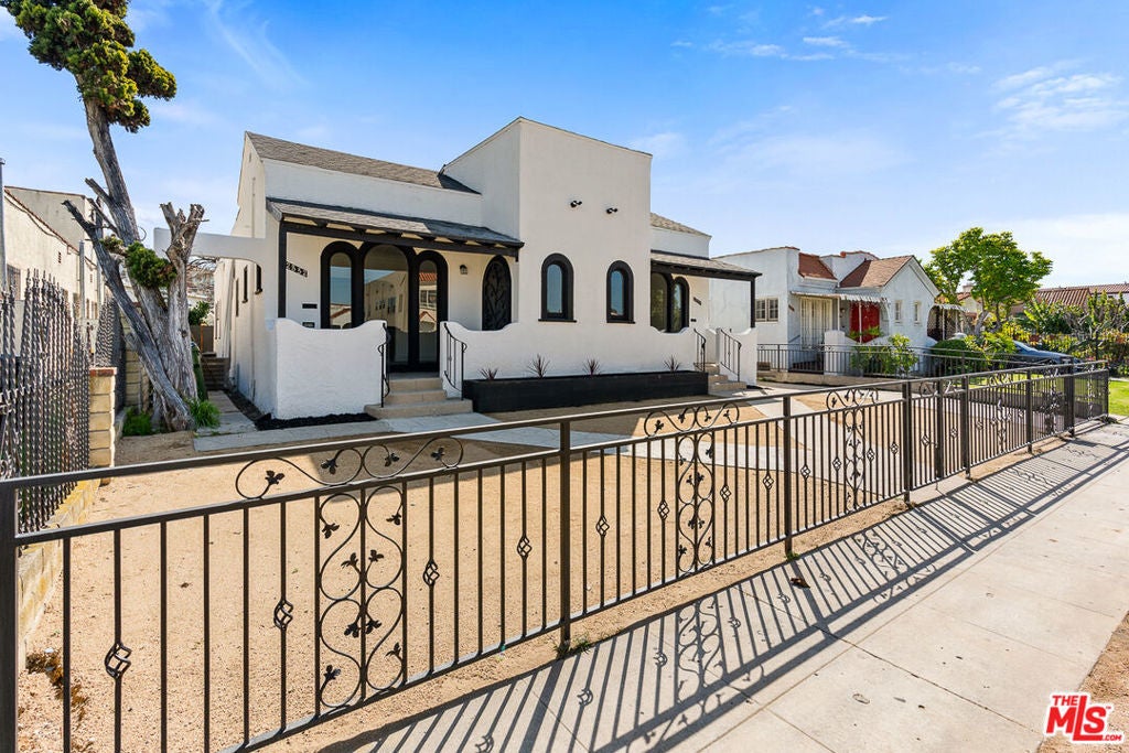 Photo of Listing #25627519