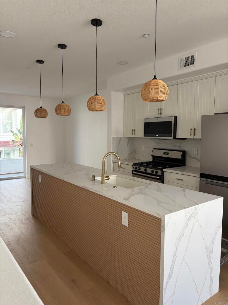 Photo of Listing #NDP2511458