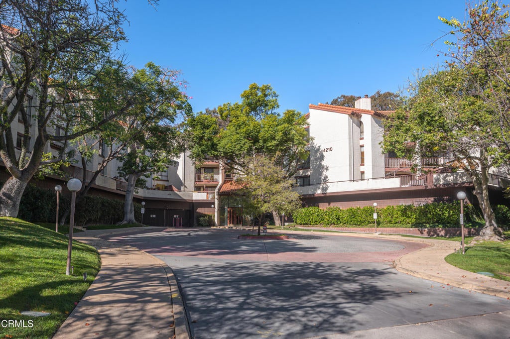 Photo of Listing #P1-25211