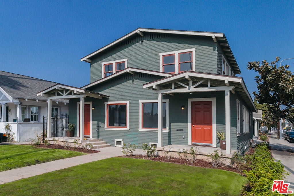 Photo of Listing #25628779