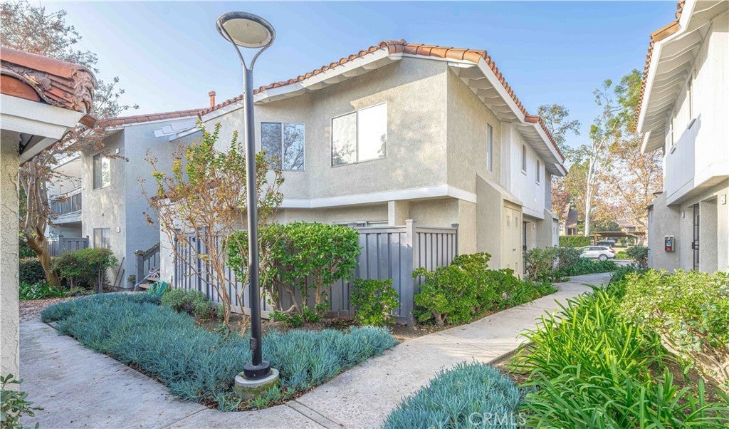 Photo of Listing #OC25269803