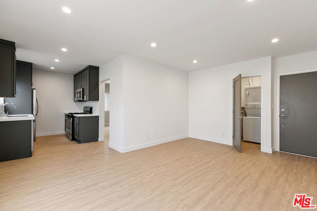 Photo of Listing #25628963