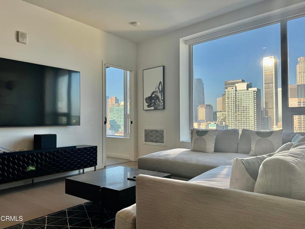 Photo of Listing #P1-25216