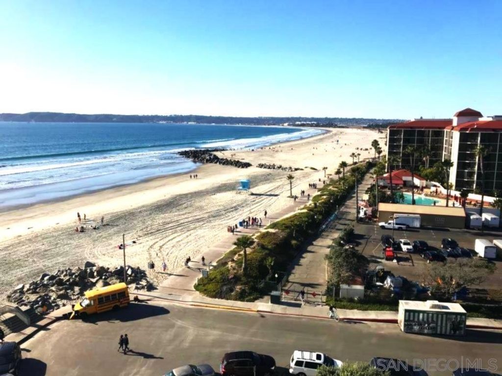1720 Avenida Del Mundo # 602, Coronado