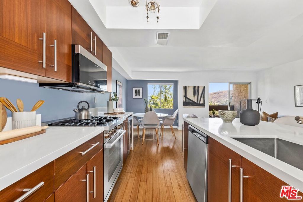 Photo of Listing #25629041