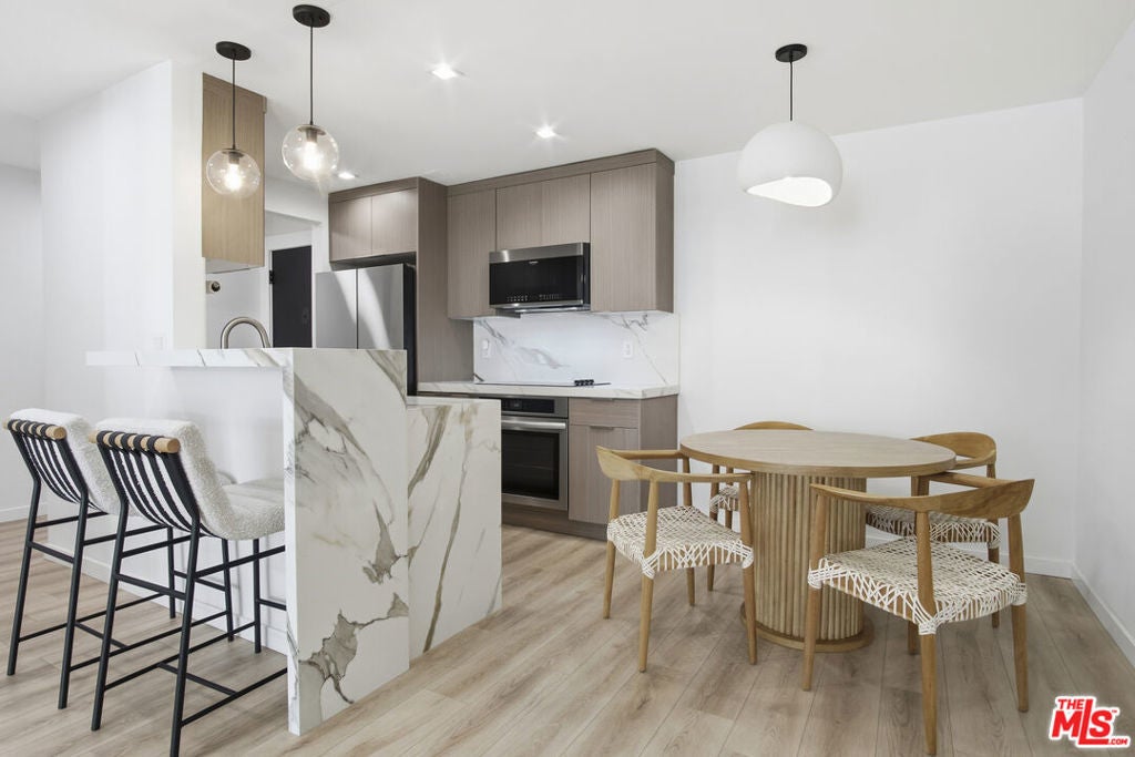 Photo of Listing #25629123