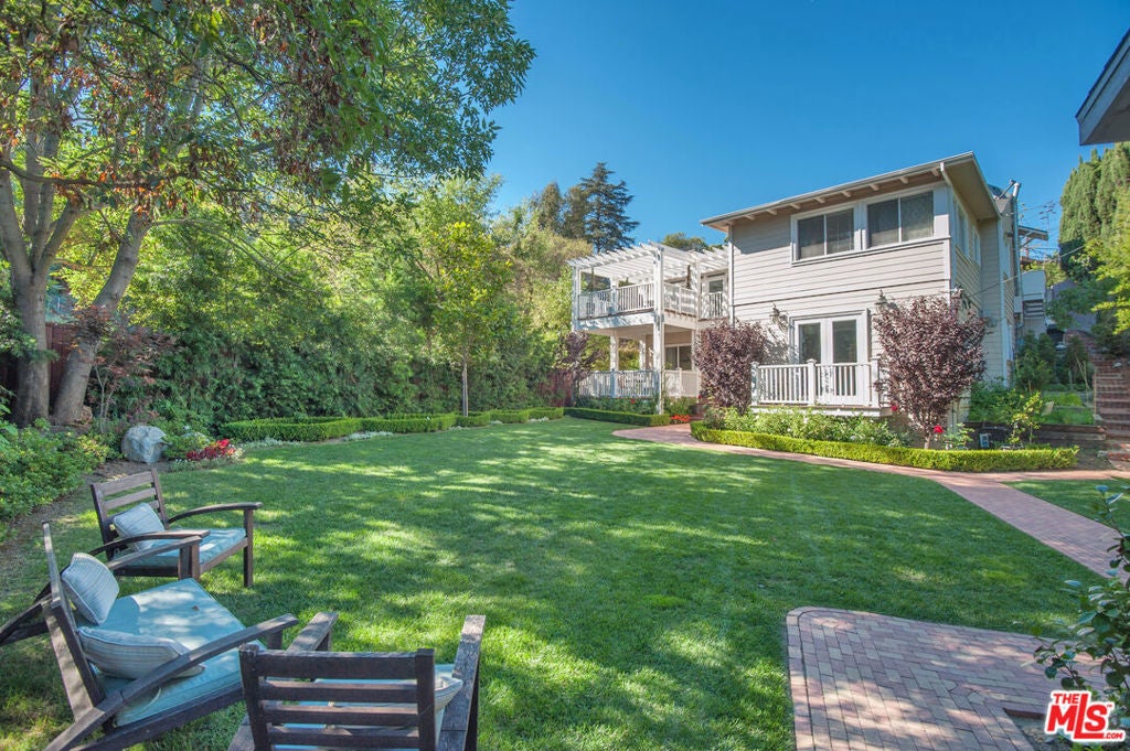 Photo of Listing #25629305