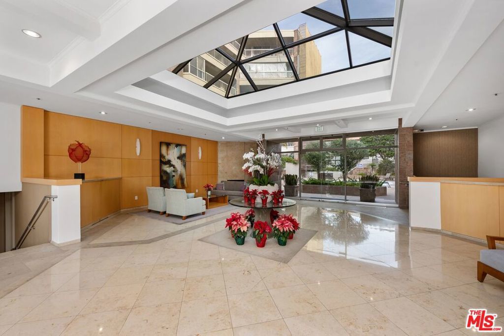 Photo of Listing #25629031