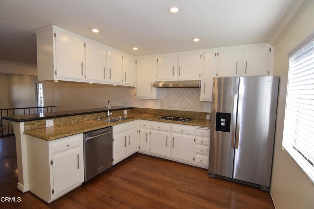 Photo of Listing #V1-33789