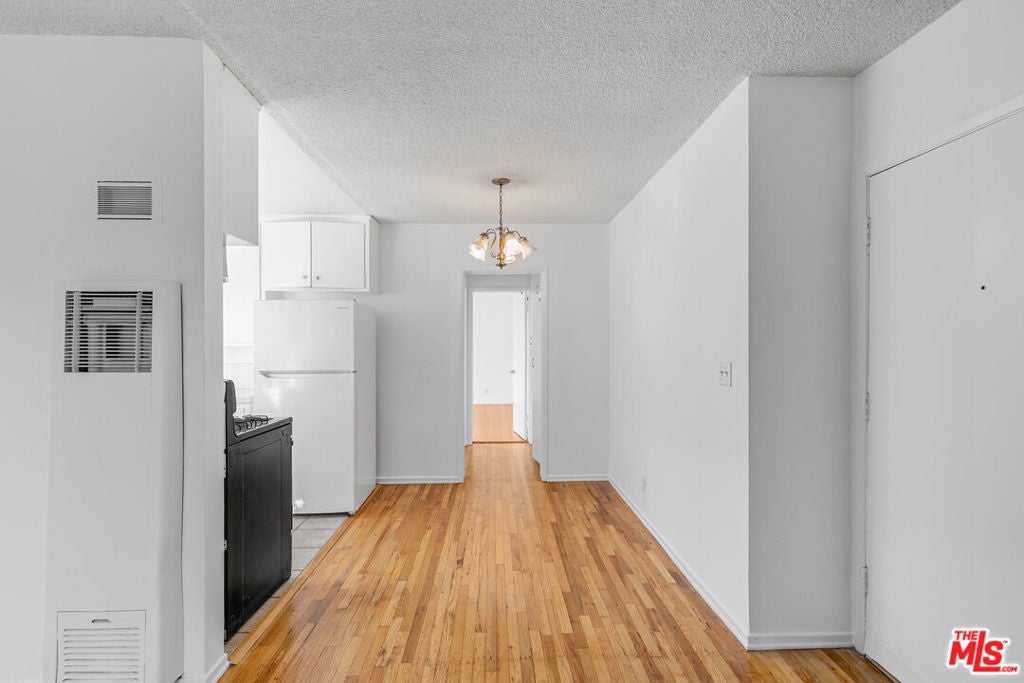 Photo of Listing #25629511