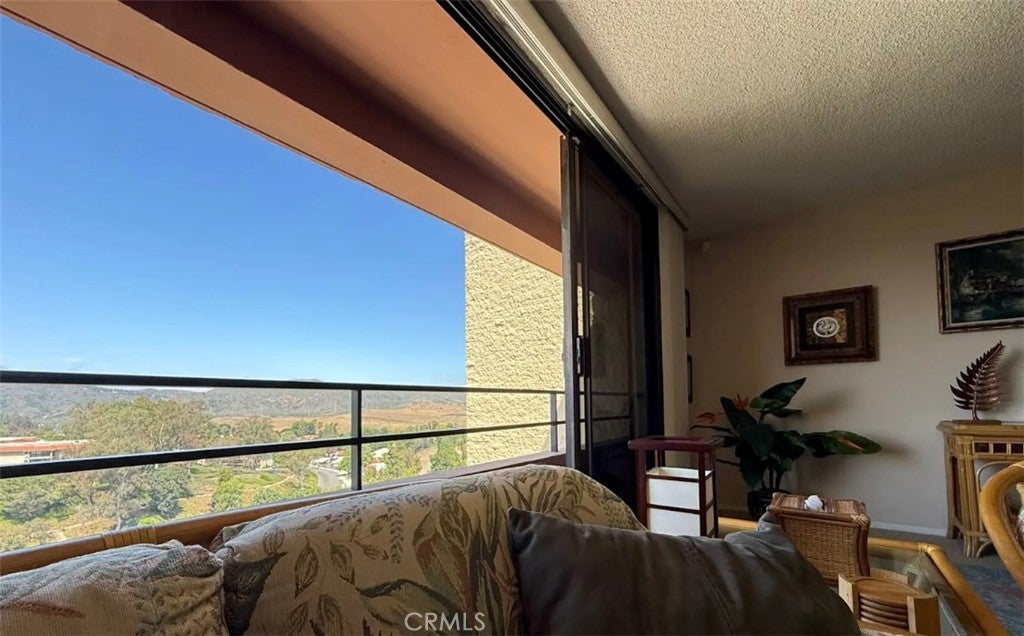 Photo of Listing #OC25276656