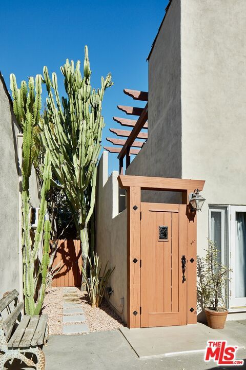 Photo of Listing #25629083